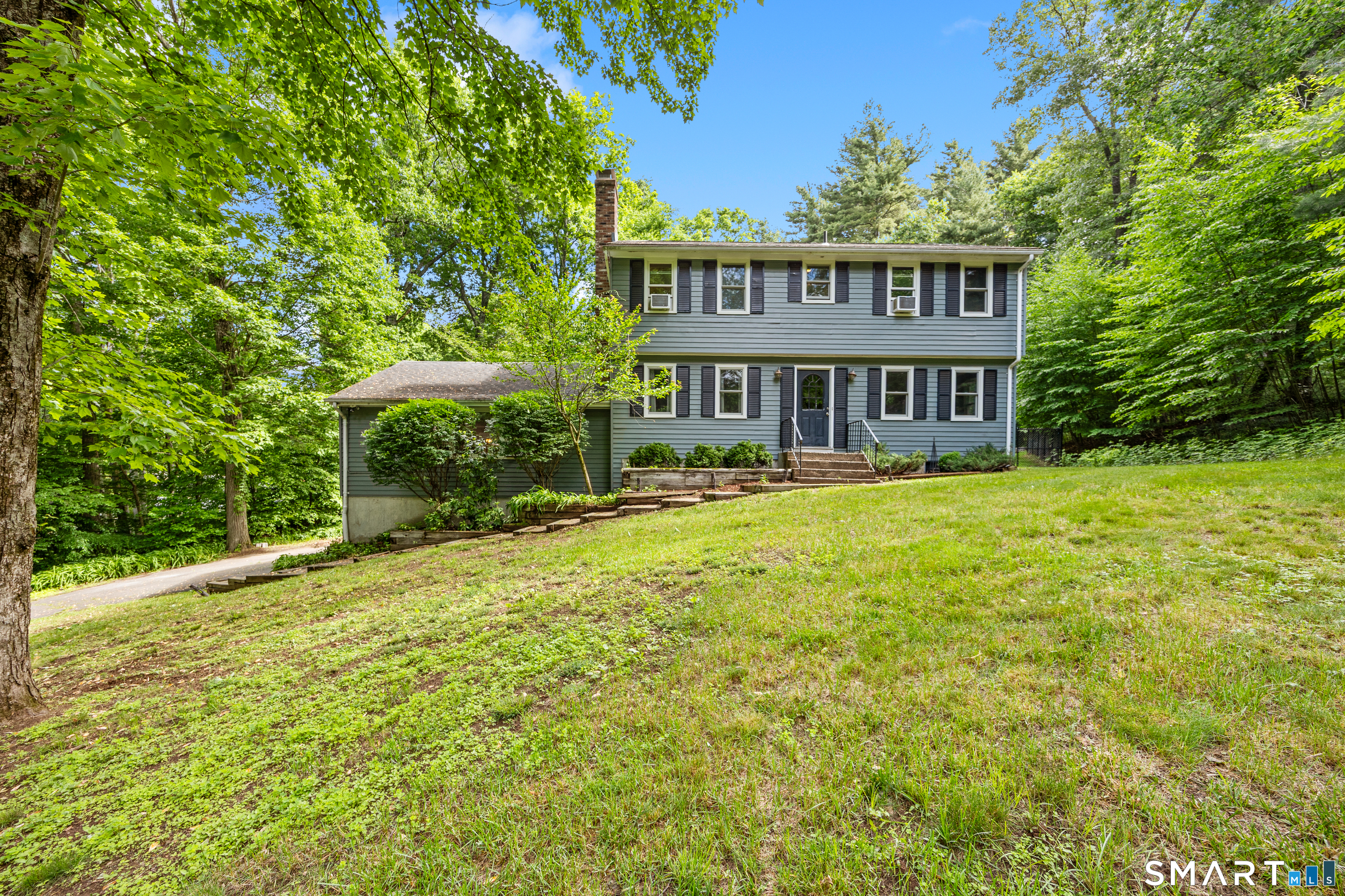 825 Neipsic Road Glastonbury CT 06033