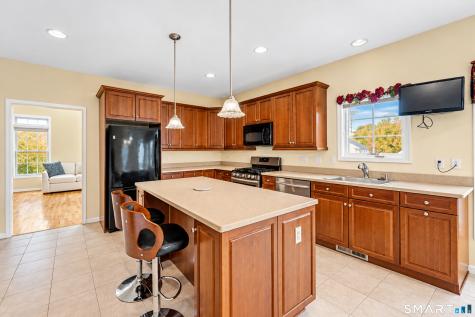 104 Periwinkle Drive Middlebury CT 06762