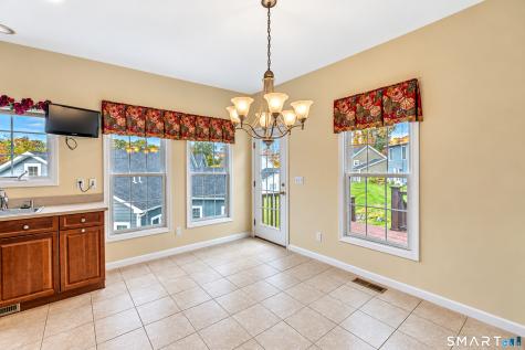 104 Periwinkle Drive Middlebury CT 06762