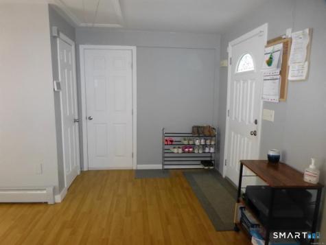 593 Mohegan Avenue Parkway Waterford CT 06375