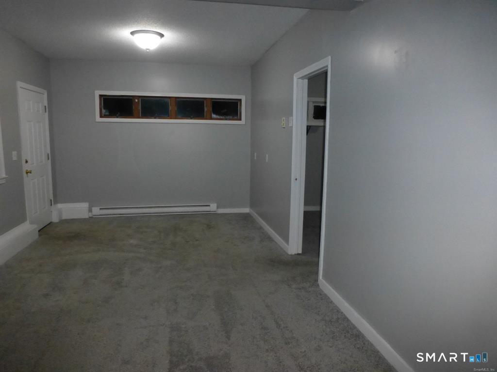 593 Mohegan Avenue Parkway Waterford CT 06375
