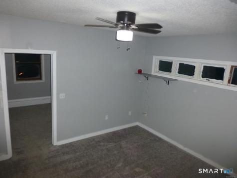 593 Mohegan Avenue Parkway Waterford CT 06375
