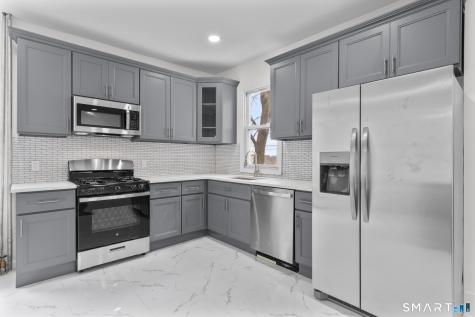 37 Johnson Street Waterbury CT 06710