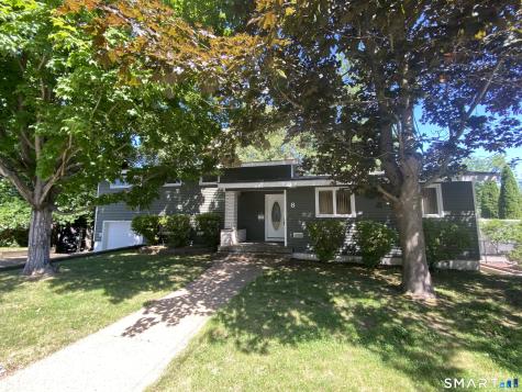 8 Commodore Street Norwich CT 06360