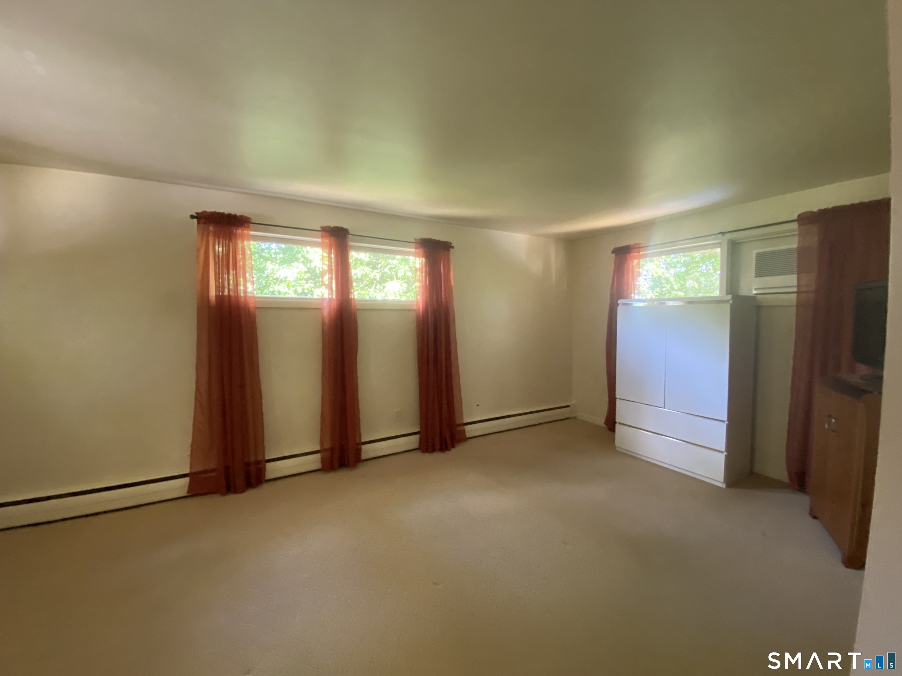 8 Commodore Street Norwich CT 06360