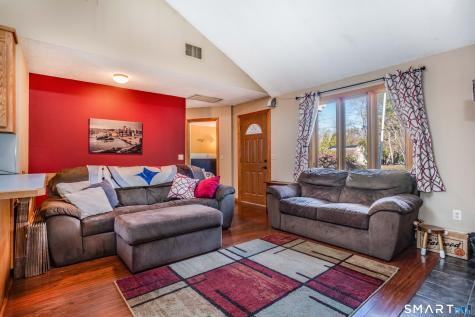 186 Stevens Street Bristol CT 06010