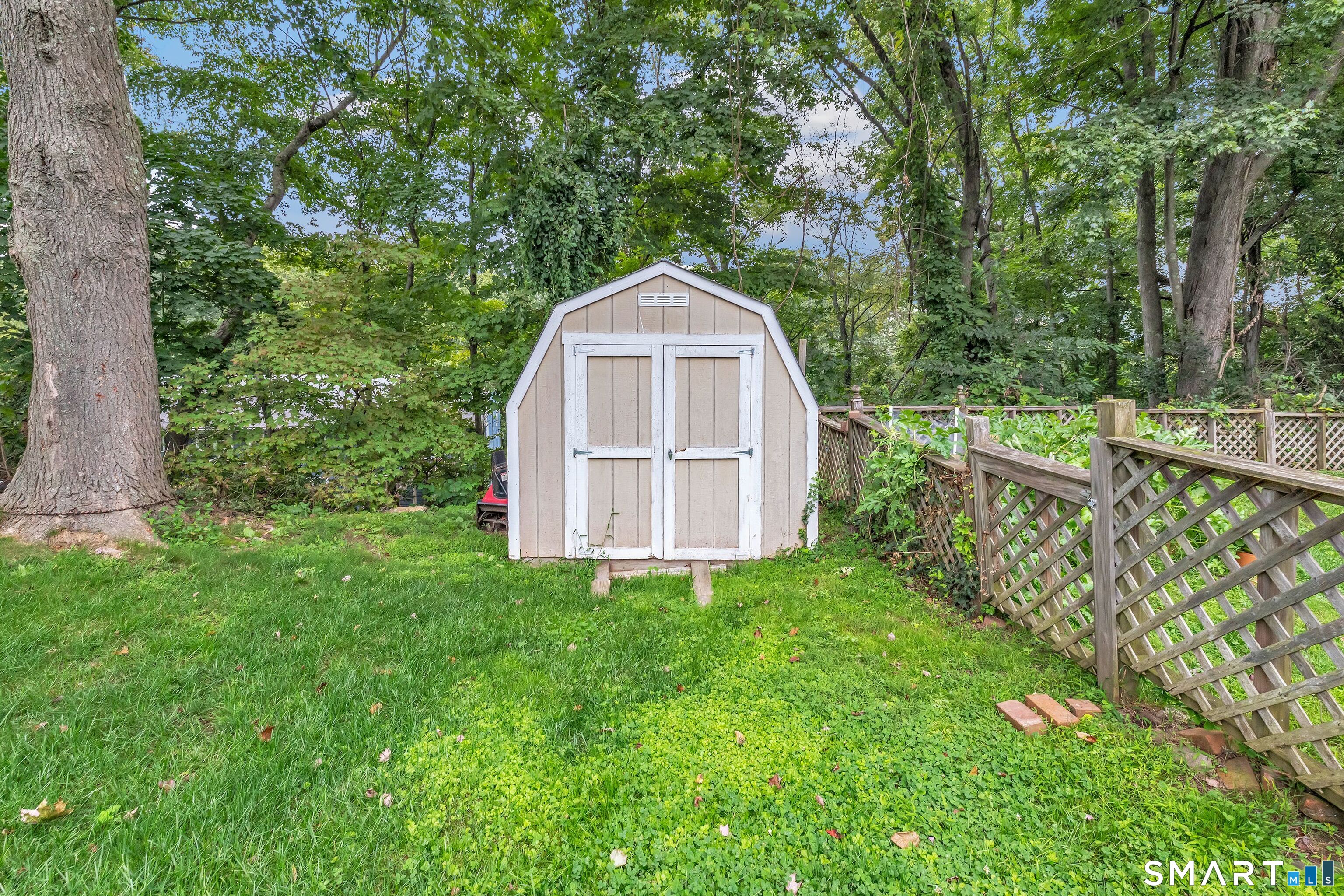 4 Bellevue Terrace Seymour CT 06483
