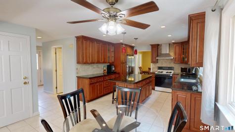 7 Deepwood Drive Farmington CT 06032
