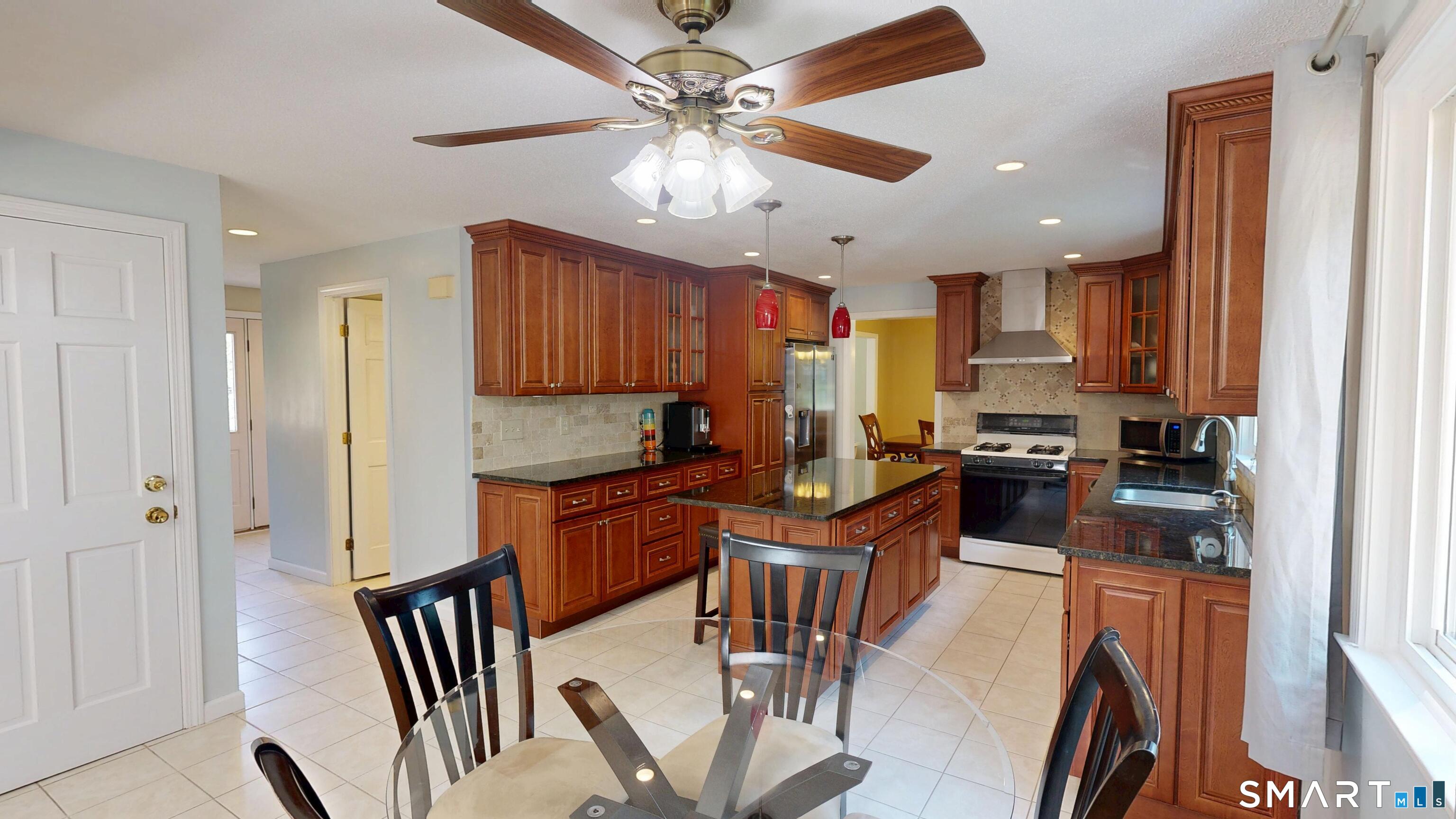 7 Deepwood Drive Farmington CT 06032