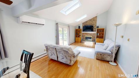 7 Deepwood Drive Farmington CT 06032