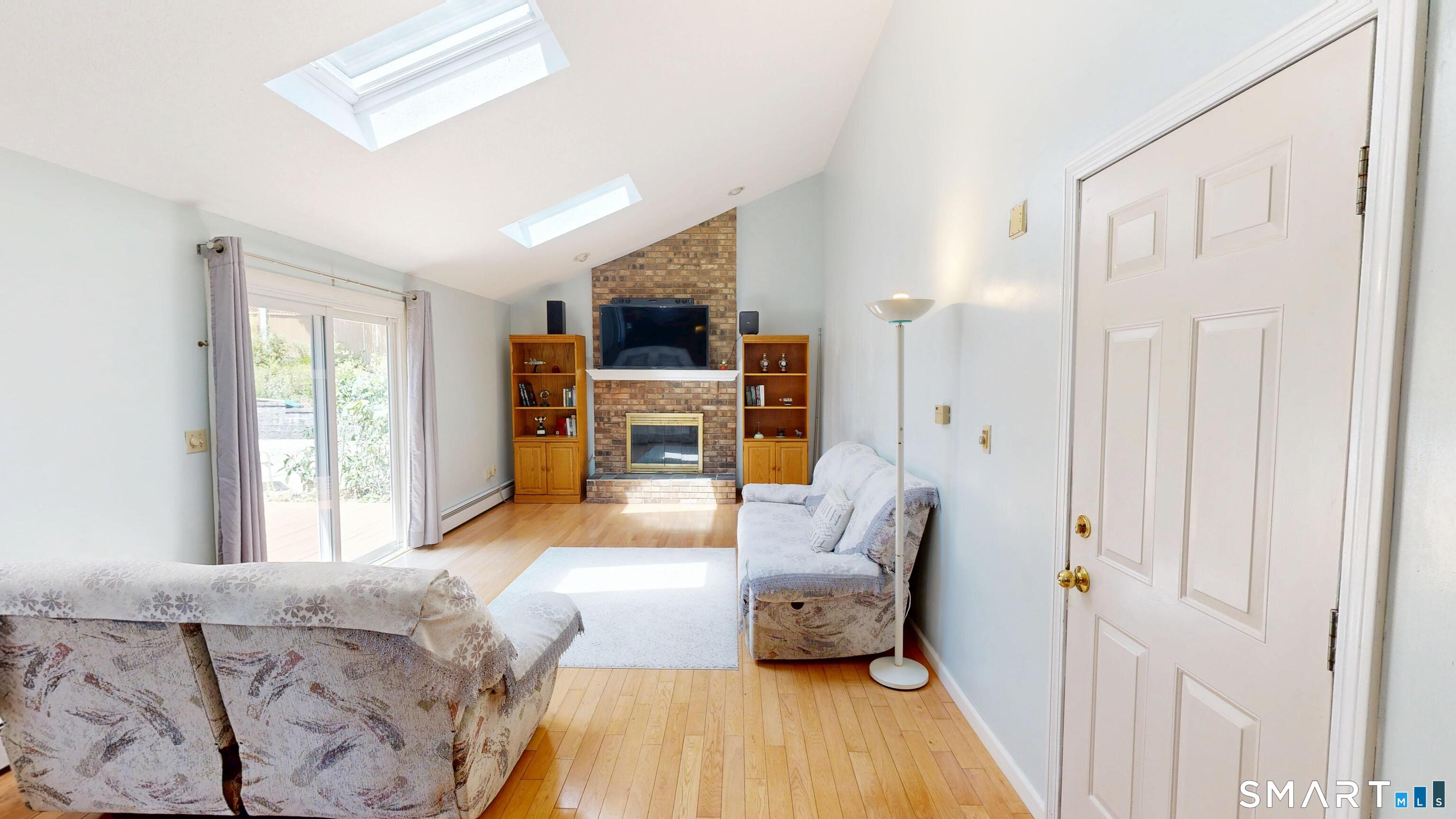 7 Deepwood Drive Farmington CT 06032