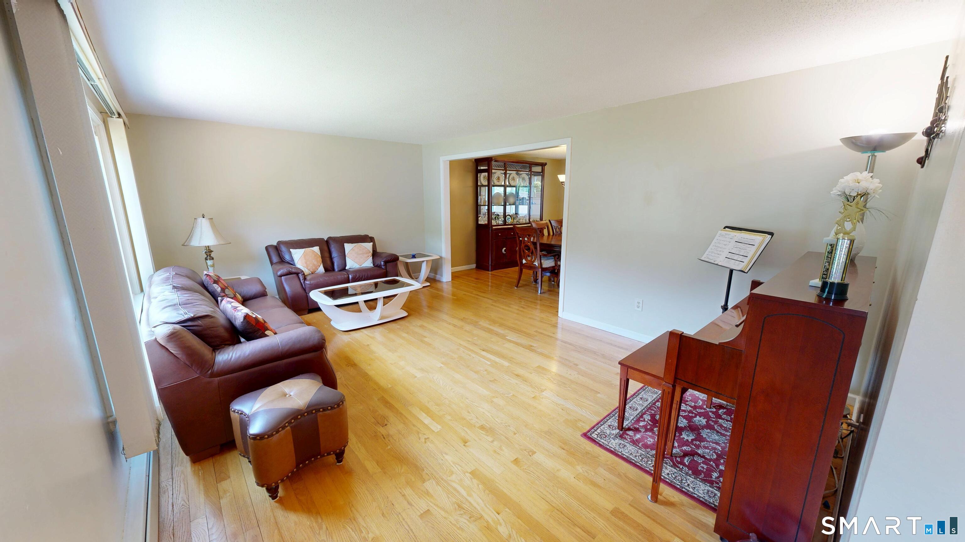 7 Deepwood Drive Farmington CT 06032