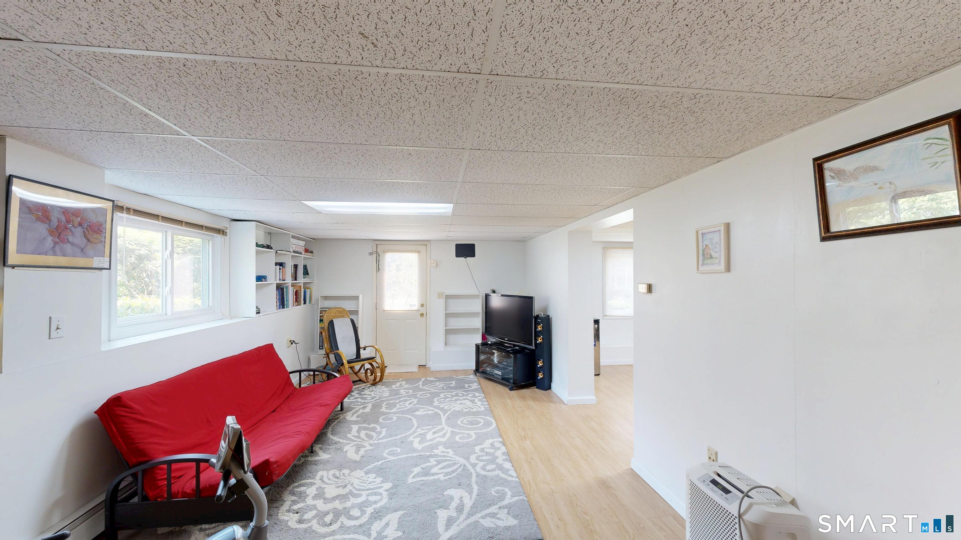 7 Deepwood Drive Farmington CT 06032