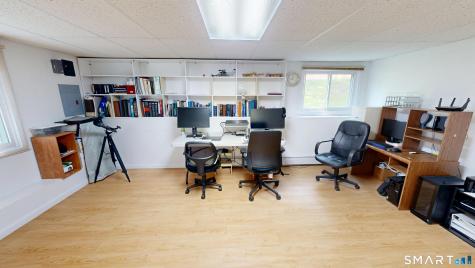 7 Deepwood Drive Farmington CT 06032