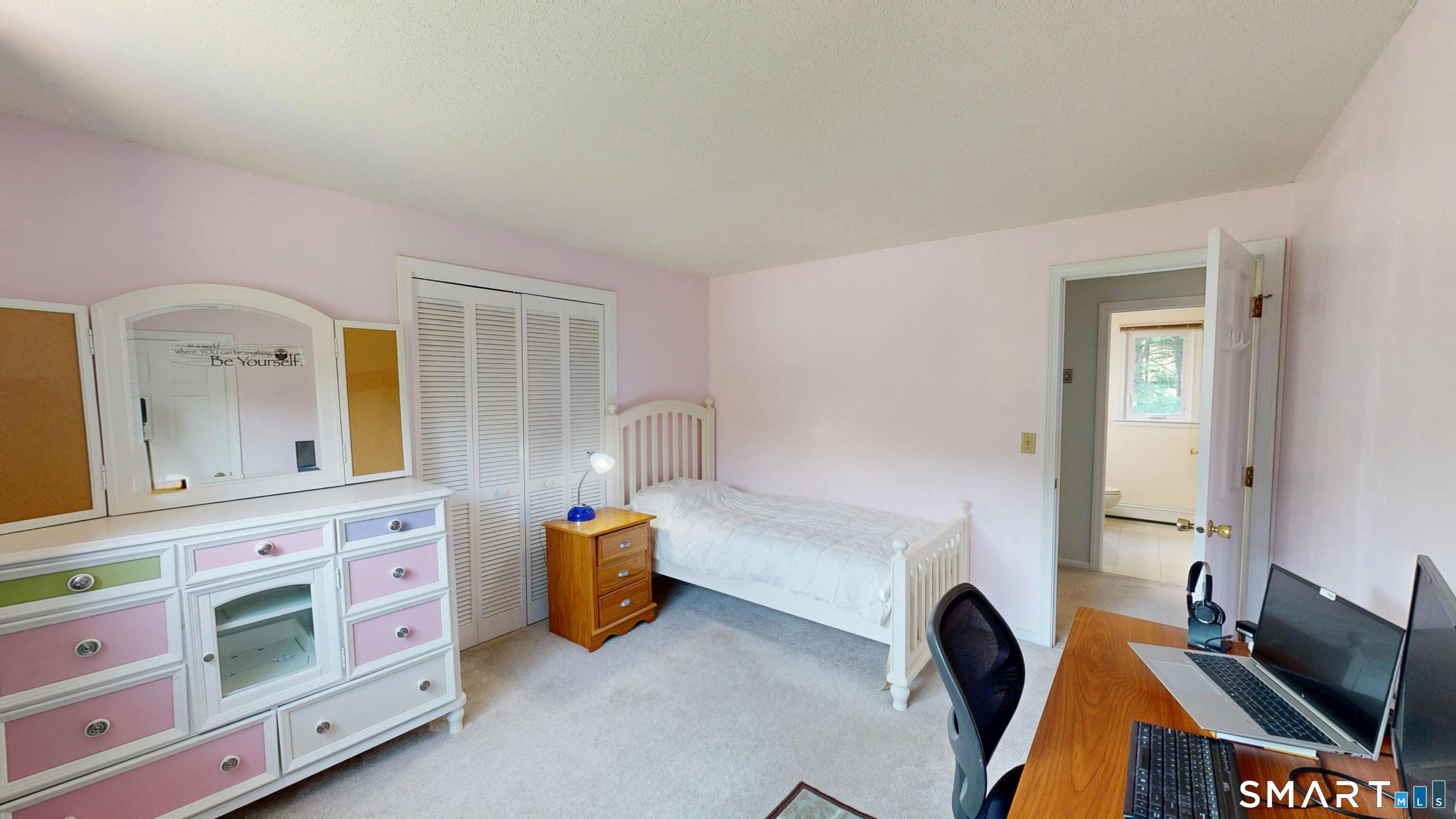 7 Deepwood Drive Farmington CT 06032