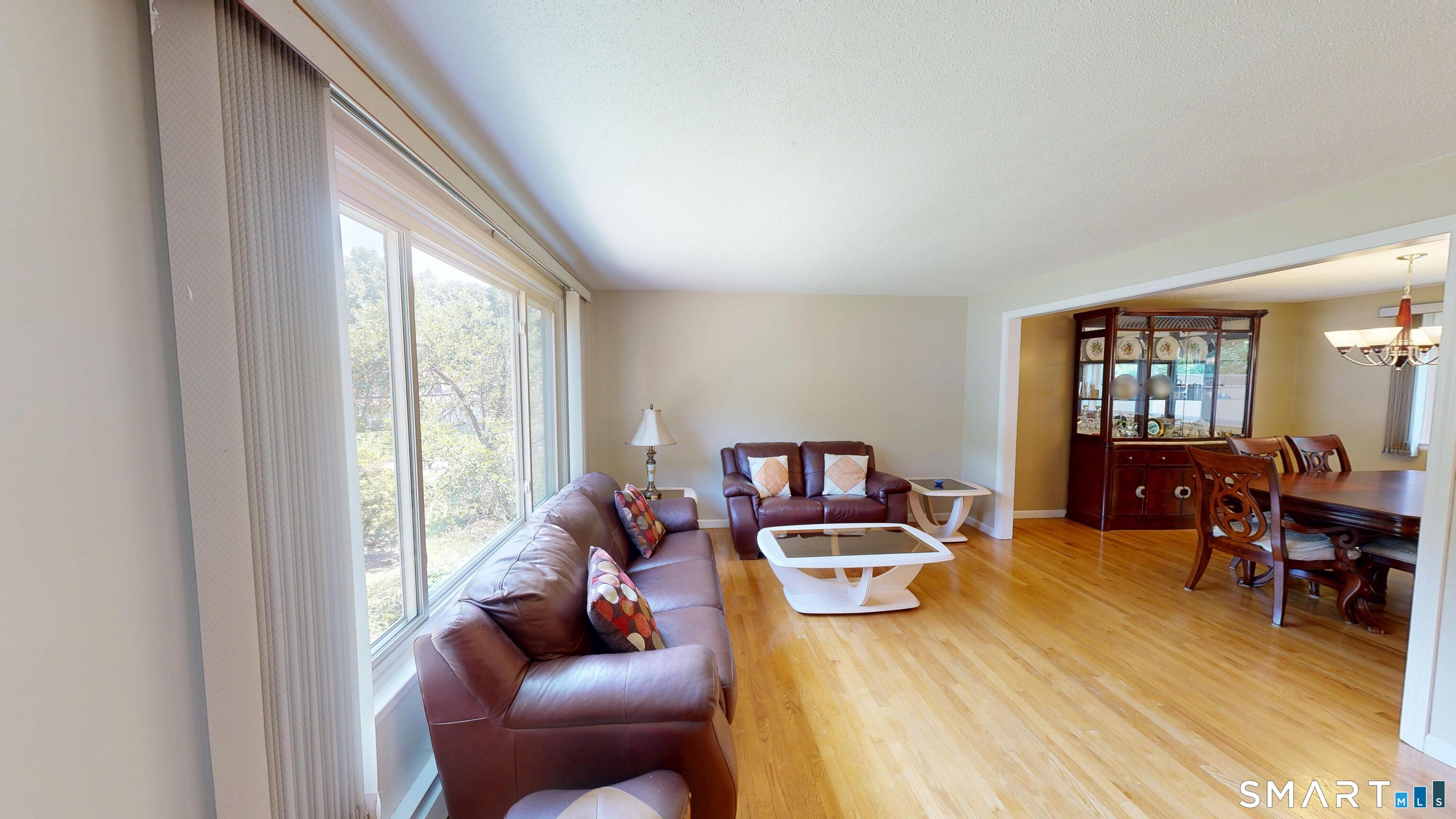 7 Deepwood Drive Farmington CT 06032