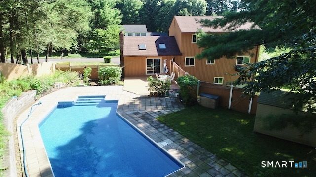 7 Deepwood Drive Farmington CT 06032