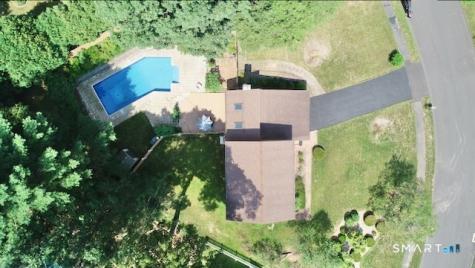 7 Deepwood Drive Farmington CT 06032
