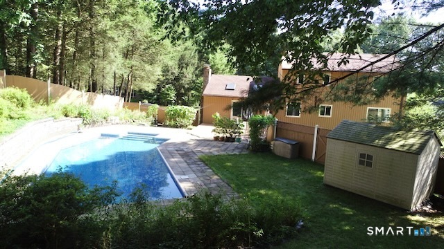 7 Deepwood Drive Farmington CT 06032
