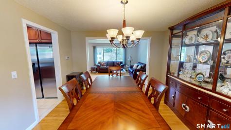 7 Deepwood Drive Farmington CT 06032