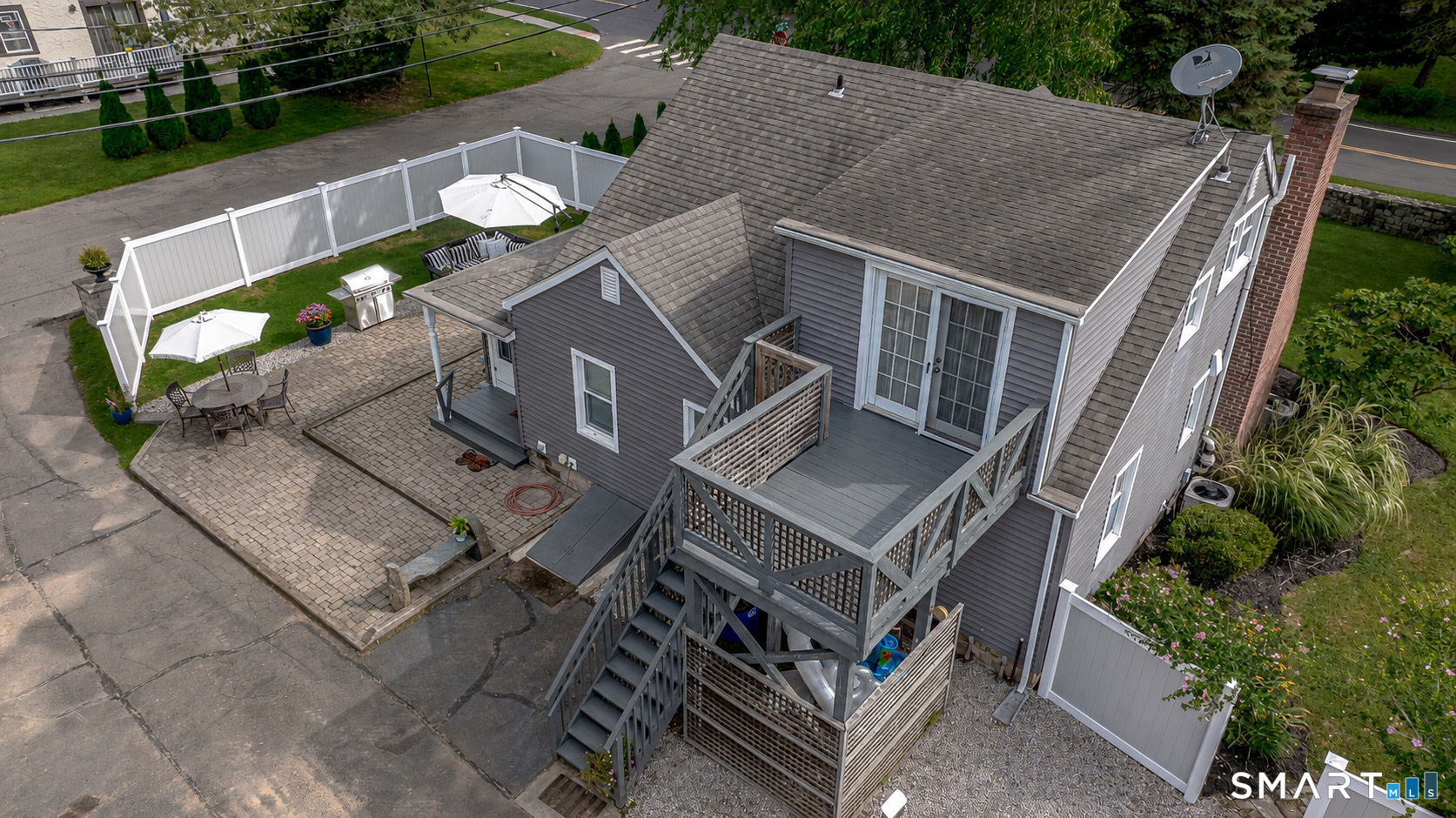 29 Indian Neck Avenue Branford CT 06405