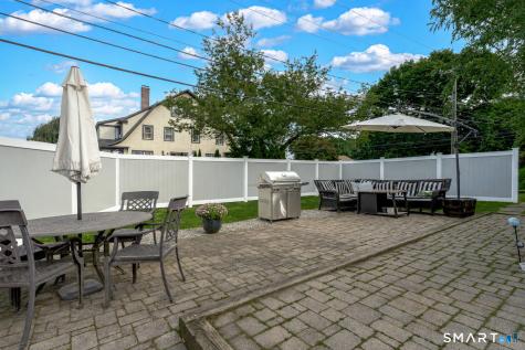 29 Indian Neck Avenue Branford CT 06405