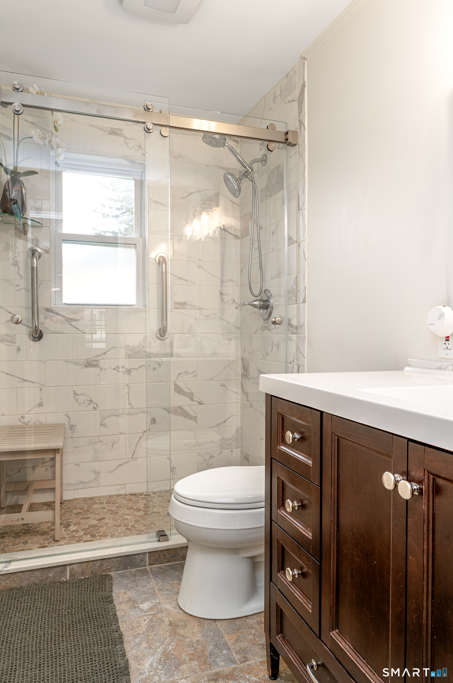 29 Indian Neck Avenue Branford CT 06405