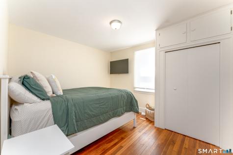 29 Indian Neck Avenue Branford CT 06405
