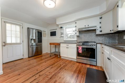 29 Indian Neck Avenue Branford CT 06405