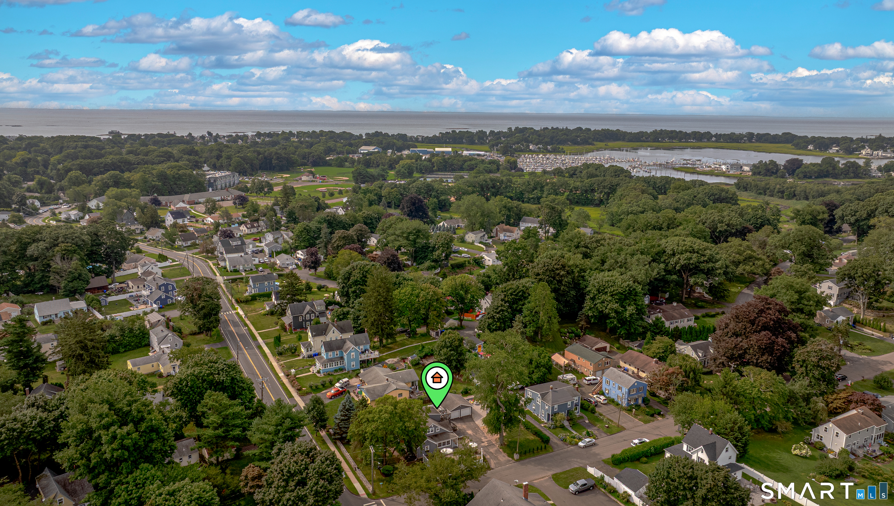 29 Indian Neck Avenue Branford CT 06405