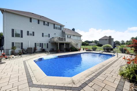 1 Meadow Wood Drive Suffield CT 06078