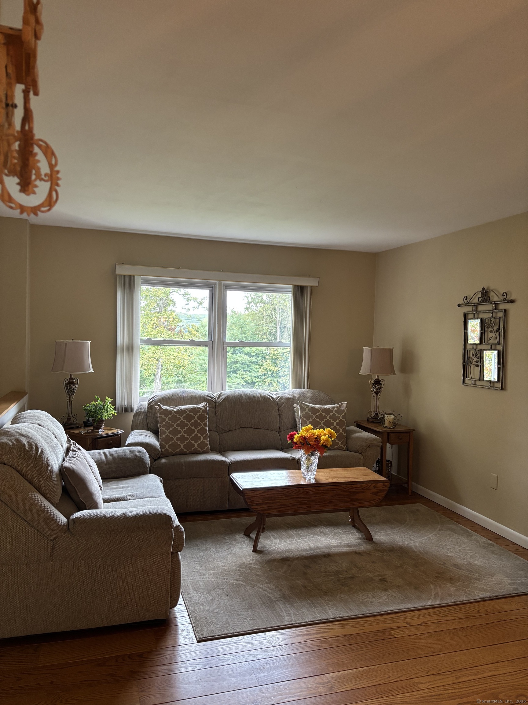 6 Ken Oaks Drive Danbury CT 06810