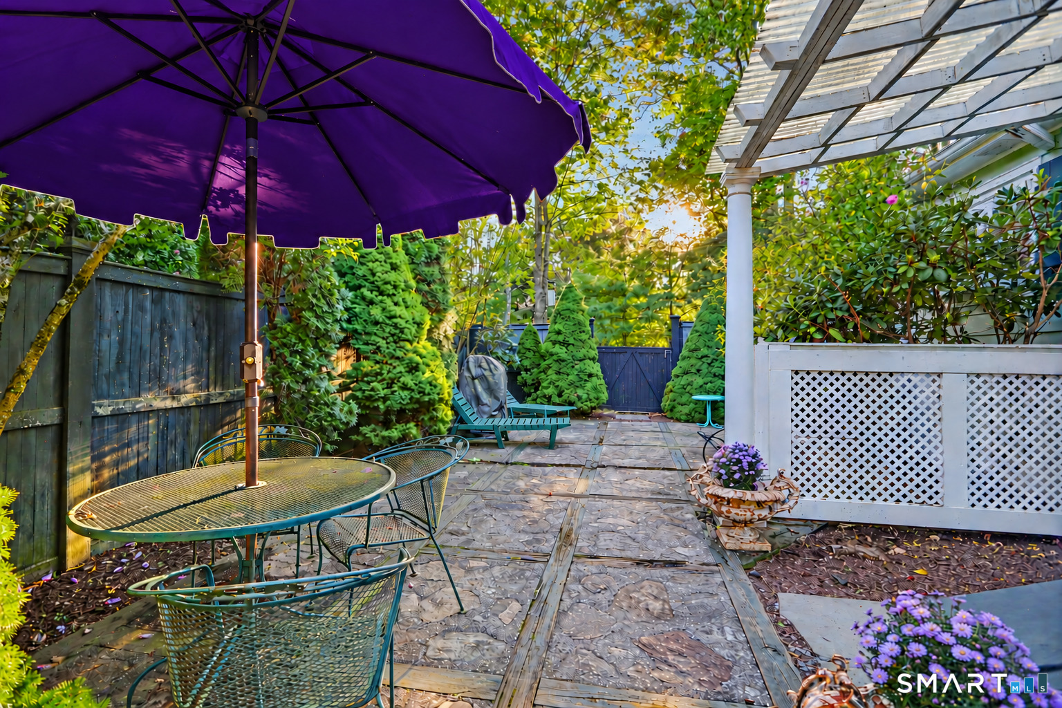 Fairfield CT, 360 Pansy Road