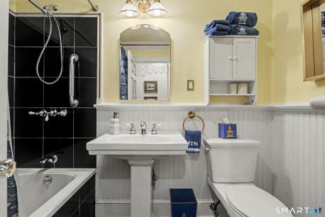360 Pansy Road Fairfield CT 06824