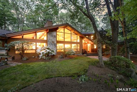 961 Green Circle Orange CT 06477