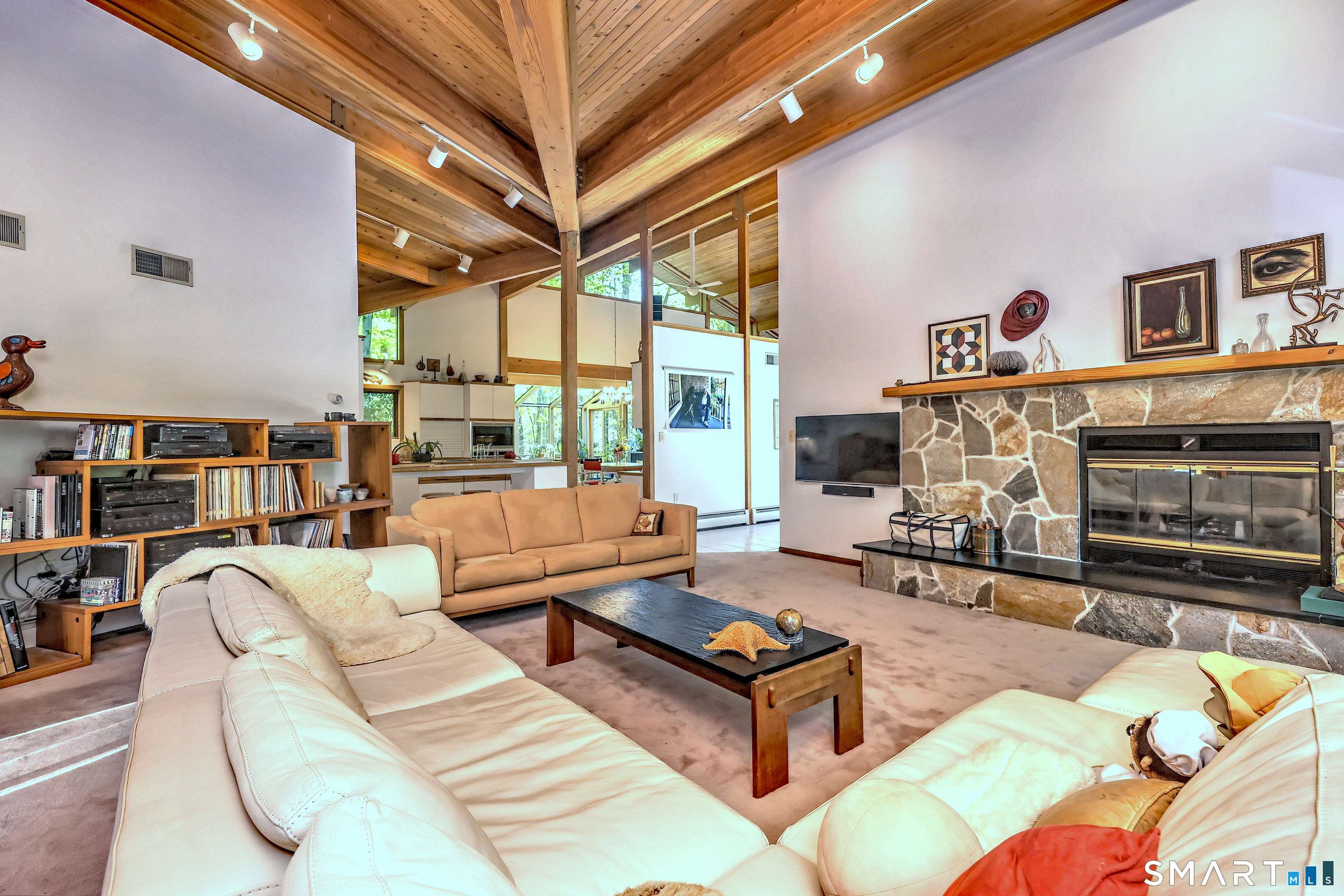 961 Green Circle Orange CT 06477