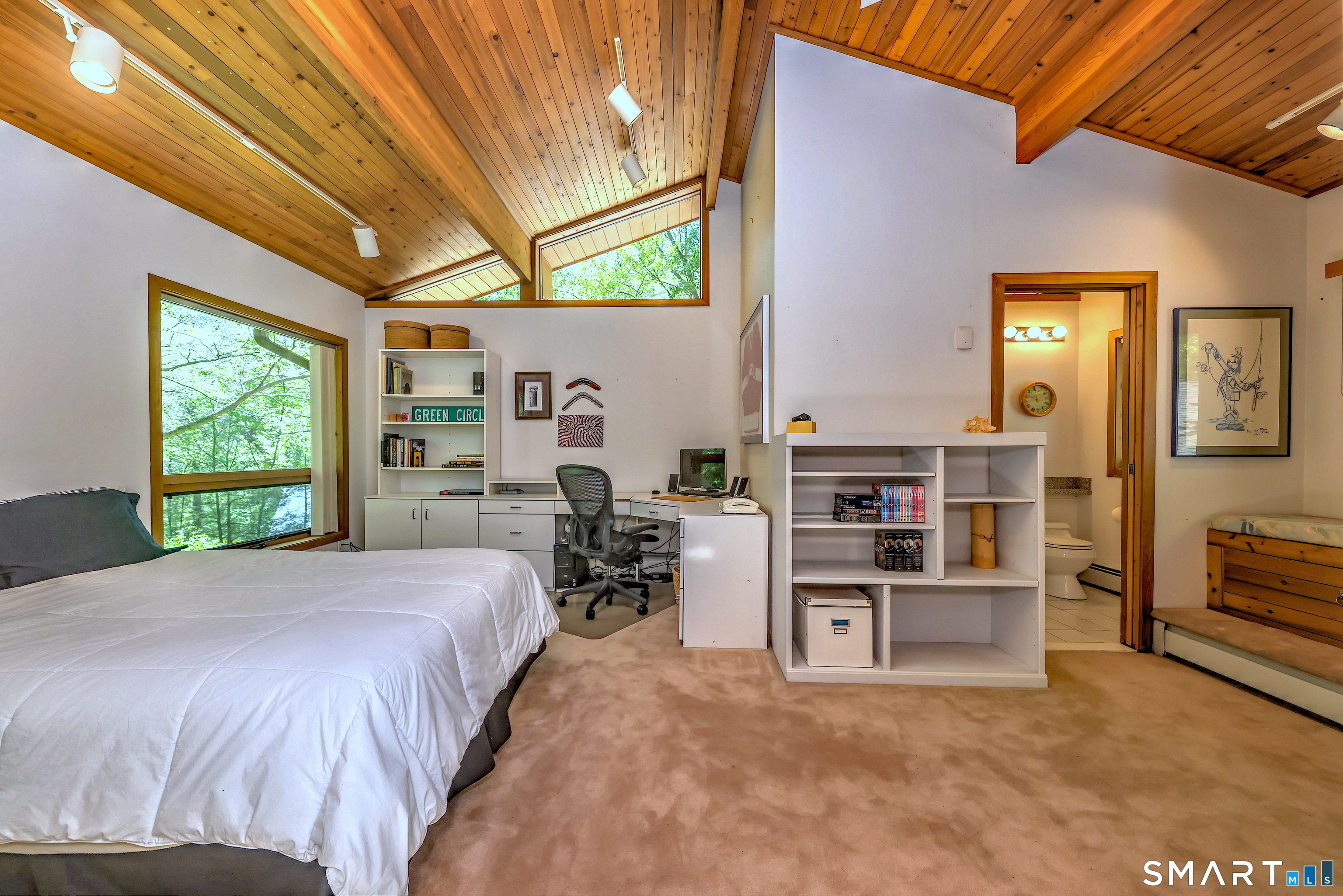 961 Green Circle Orange CT 06477