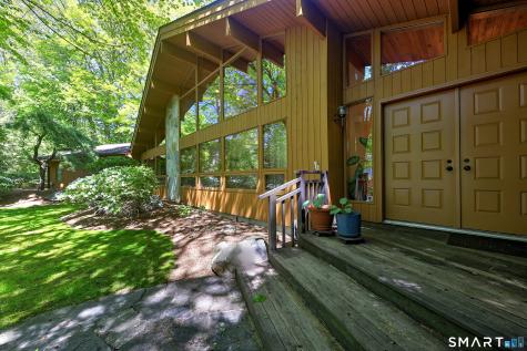 961 Green Circle Orange CT 06477