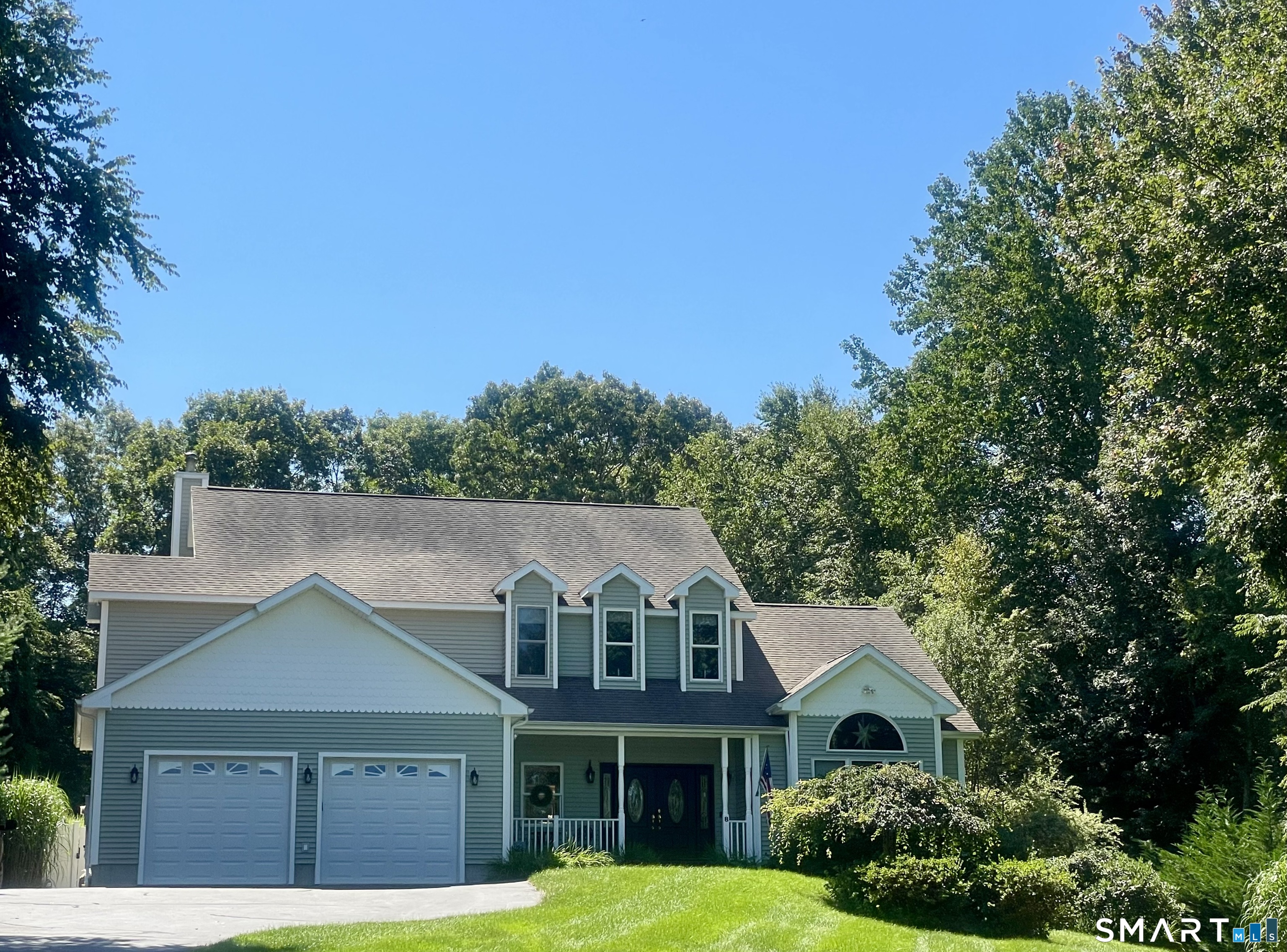 8 White Oak Lane Waterford CT 06375