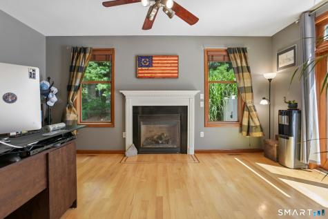 8 White Oak Lane Waterford CT 06375