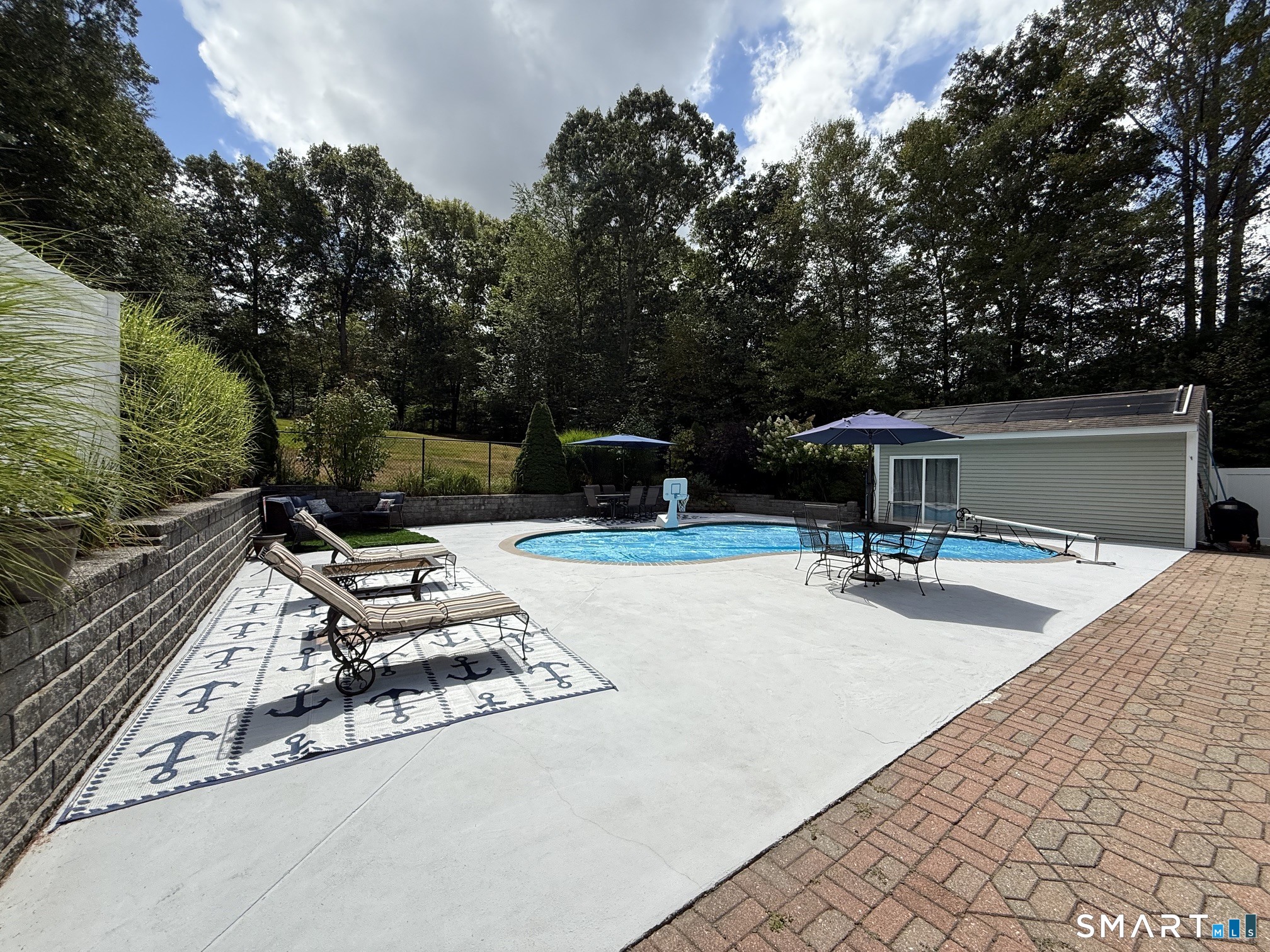 8 White Oak Lane Waterford CT 06375