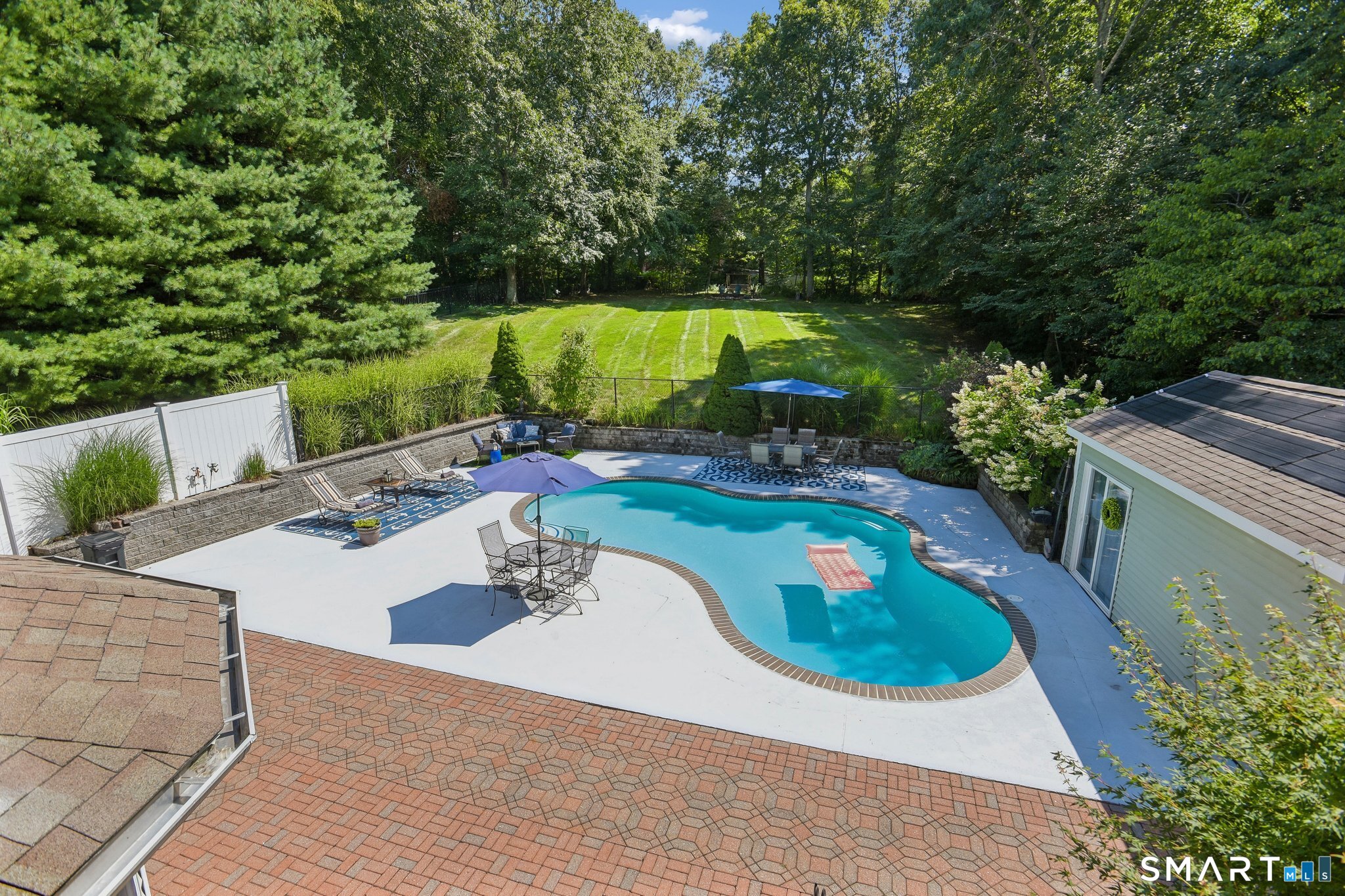 8 White Oak Lane Waterford CT 06375