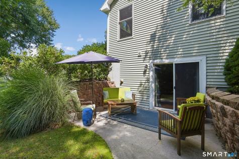 8 White Oak Lane Waterford CT 06375