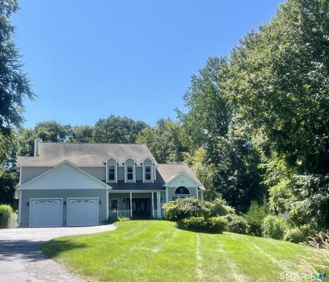8 White Oak Lane Waterford CT 06375