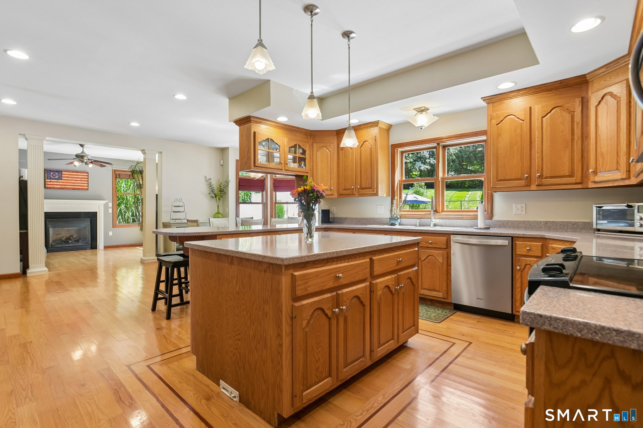 8 White Oak Lane Waterford CT 06375
