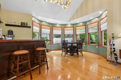 8 White Oak Lane Waterford CT 06375