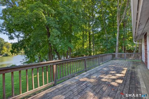 154 Driftwood Lane Trumbull CT 06611