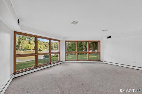 154 Driftwood Lane Trumbull CT 06611