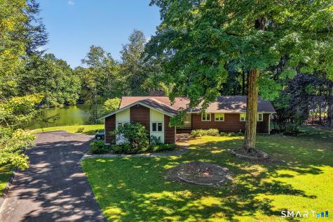 154 Driftwood Lane Trumbull CT 06611
