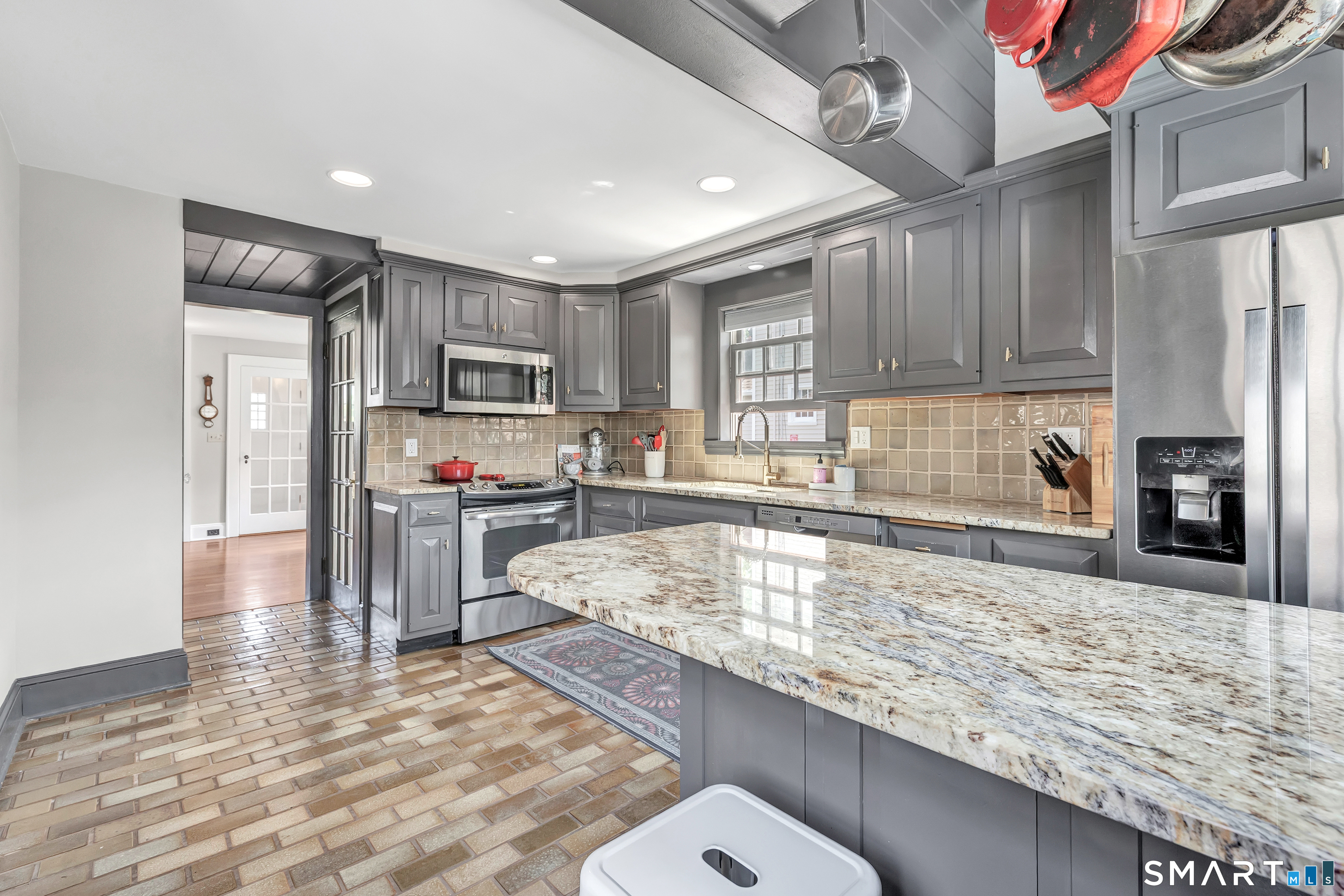 535 Wilcoxson Avenue Stratford CT 06614